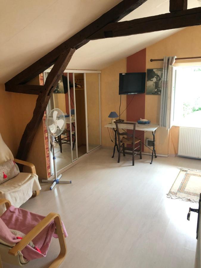Les Figuiers De Louna - Pierre Ensoleillee - 110 M2 Et Une Veranda Saint-Gery  Exterior photo
