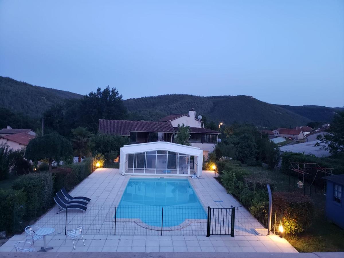 Les Figuiers De Louna - Pierre Ensoleillee - 110 M2 Et Une Veranda Saint-Gery  Exterior photo